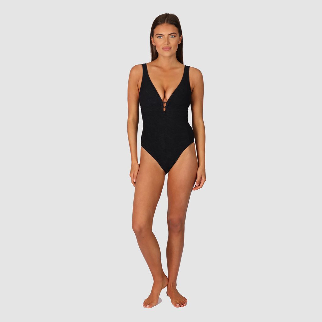 Removable cups
Fully lined
Boning 
ring detail
Multi-cup fit
Crinkle Fabric
Fabric: 93% Polyamide / 7% Elastane
Fabric: Made in Italy
Designed and Made in Australia