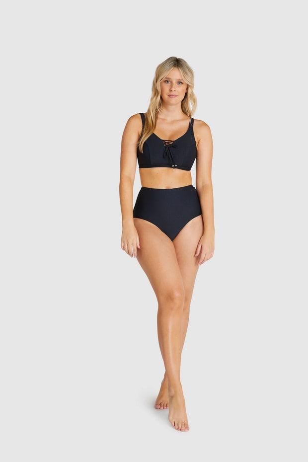 Baku's Rococco Ultra High Waist Bikini Pant features a high waist with a soft edge and tummy control for support. It has a full coverage bottom. Rococco is a luxury textural fabrication from Spain that is buttery soft, yet sophisticated and structur