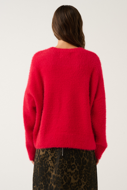 Premium soft knitwear
Relaxed fit, round neck sweater with dropped shoulders
Ribbed neckline, sleeve cuffs and hemline
100% soft touch, fluffy finish nylon knit