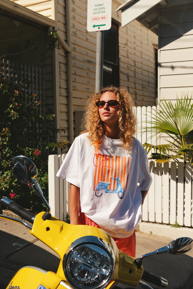 Boxy-fit T-Shirt 
Short Sleeve
Straight hemline
Ciao For Now graphic on the front