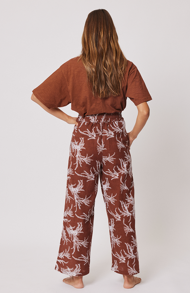 Straight leg, pull on pant Side Seam pockets Elasticated waistband Cartel & Willow exclusive hand drawn 'Cocoa Leaf' print 100% cotton ramie, linen look fabric