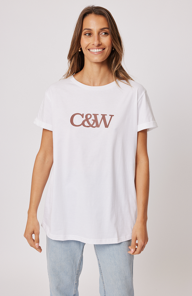 Relaxed fit t-shirt Short sleeve Curved hemline Large C&W logo on the chest in chocolate print 100% cotton jersey fabric