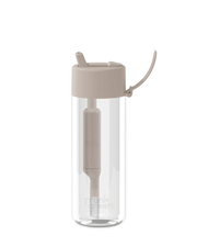 Fresh water, no fuss. The Water Purifying Carbon Filter Straw instantly enhances your drinking experience, reducing chlorine, odours and other impurities for fresher, cleaner-tasting water. Designed to fit your frank green Reusable Bottle with a Straw Lid, it’s easy to attach, effortless to replace, and works as you sip - at home, at the gym, or on the go.