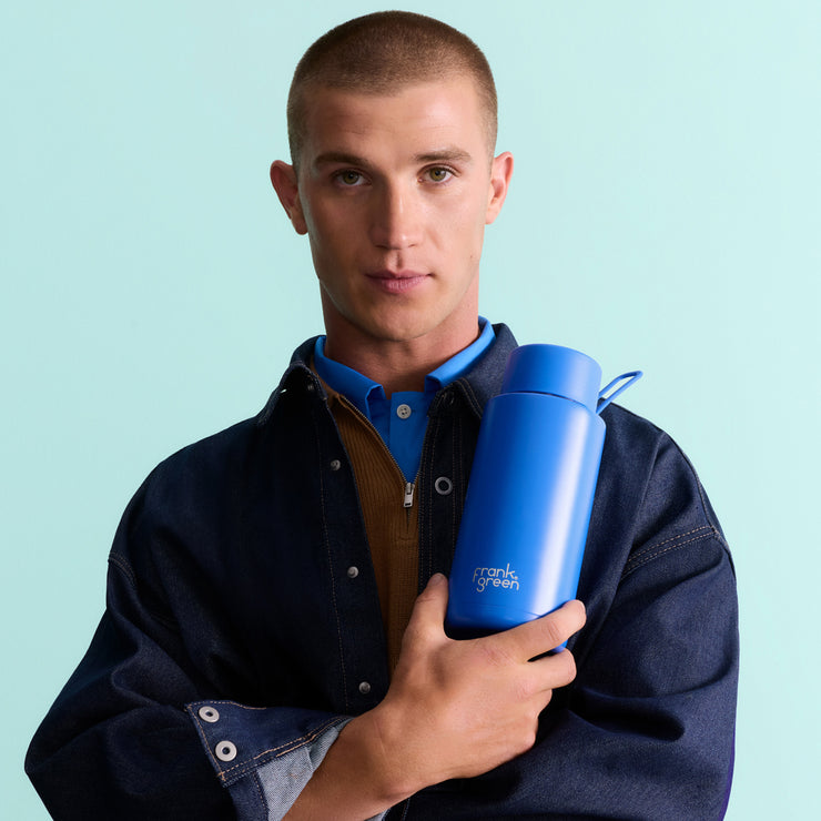 Multi-award-winning product design
Durable stainless steel bottle – made to last
BPA free, FDA & EU approved safe materials
Available with our easy-to-use straw lid
Dishwasher-safe lid. Base is handwash only
Microwave safe: No