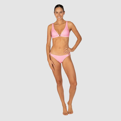 Removable cups
Boning support
Adjustable straps
Crinkle Fabric
Fabric: 93% Polyamide / 7% Elastane
Fabric: Made in Italy
Designed and Made in Australia