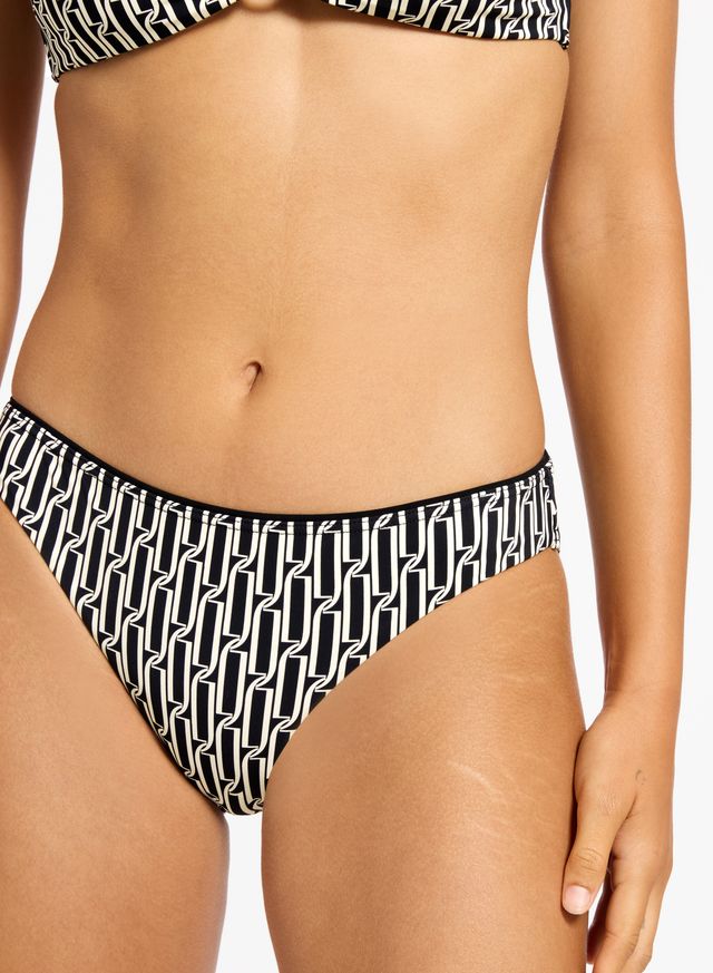 Recycled matte fabric base.
Low rise, hipster pant.
Regular leg, regular back coverage.
Piping detail.
Soft edges for comfort.
Exclusive Jets all over print.
73% Recycled Nylon 27% Elastane