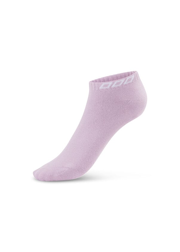 Step up your game in our high-performance sport socks, designed to elevate your Active Living experience. Made with breathable cotton blend yarn and cushioned soles, these socks provide superior comfort and support throughout your day and during intense workouts.