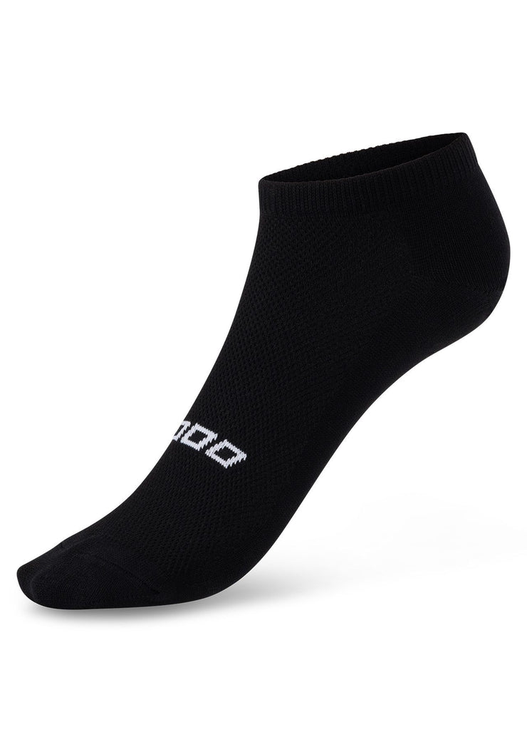 Step up your game in our high-performance sport socks, designed to elevate your Active Living experience. Made with breathable cotton blend yarn and cushioned soles, these socks provide superior comfort and support throughout your day and during intense workouts.