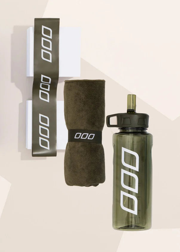 We've just made your next workout that much simpler. The classic Lorna Jane 1L water bottle has been paired with a microfibre sweat towel and resistance booty band for a grab-and-go, do anywhere workout kit for you and your friends.