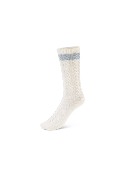 Elevated Wardrobe Essential
Limited Edition Cable Knit Design
Versatile Crew Length
Premium Cotton Blend Yarn
Iconic Logo