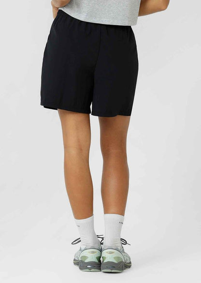 Mid Rise Longer Line Silhouette, 12.5cm Inseam
Water Repellent Taslon Active Fabrication
Notched Side Seams for Unrestricted Movement
Elasticated Waistband with Drawcord Adjustability
3 Pocket Design to Stash your Essentials- 2x Press Stud Side Pockets with Second Zip Pocket Layer