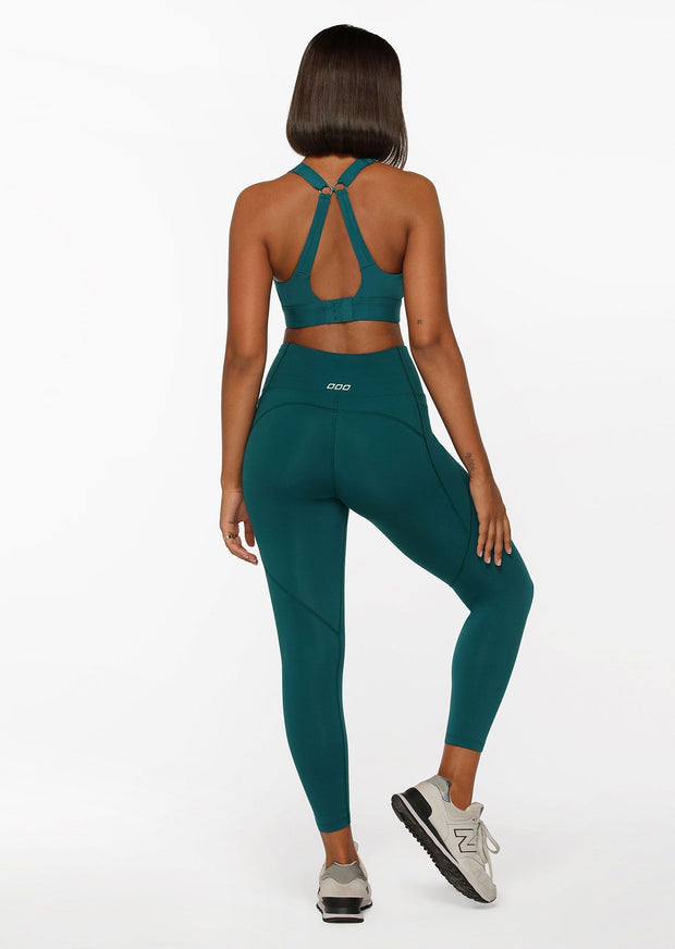 The Amy Phone Pocket Tech Leggings are a must-have wardrobe staple. A new take on a classic, these Nothing 2 See Here™ leggings feature Active Core Stability™ for a sculpting, supportive fit and side phone pockets for hands free movement. 