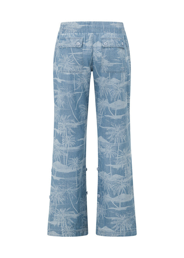 Premium Cotton Denim Layering Piece
Limited Edition All-Over Aloha Blues Print
Multi Pocket Flashdance Design
Mid to Low Rise Waistband
Elastic Waistband with Drawcord Adjustability