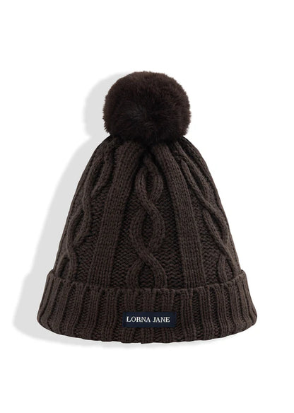 Elevated Cable Knit Design
Cosy Teddy Lining Keeps Your Head &amp; Ears Warm
Snug and Comfortable Fit with Ear Coverage
Premium Woven Logo Patch