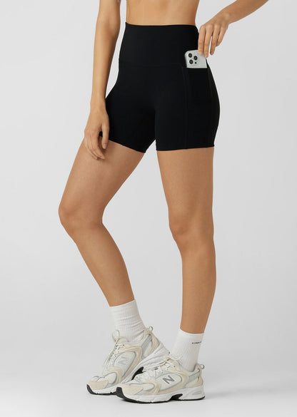 2cm inseam length
No front seam for added comfort
Flattering high rise waistband with stomach support
Soft fold front for unrestricted movement
Stabilising hidden rubber edge at the back waistband
Side pockets to stash your essentials
Reflective iconic logo for added nighttime visibility