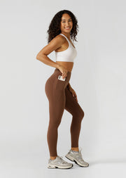 Amy No Ride Phone Pocket Full Length Leggings are a must-have wardrobe staple. A new take on a classic, these Nothing 2 See Here™ leggings feature Active Core Stability™ for a sculpting, supportive fit and side phone pockets for hands free movement