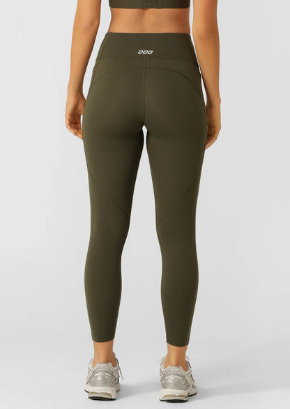 Active Core Stability™
Side Phone Pockets for Convenience
Flatlock Seams for Added Comfort
Flattering Contouring Panel Lines
Gusset design for greater durability and range of movement
