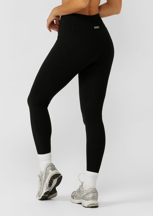 Ultra Amy Thermal tech Ankle Biter Leggings - Black