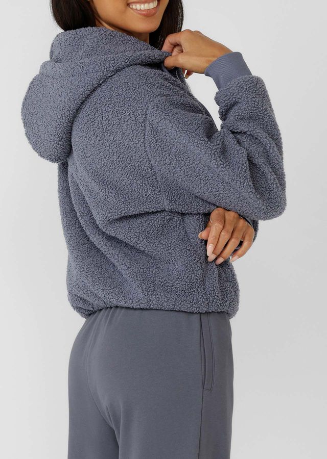 Ultra Soft Winter Layering Piece
Hooded Design with Drawcord Adjustability
Side Pockets to Stash your Essentials
Zip Front Closure
Bomber Inspired Silhouette