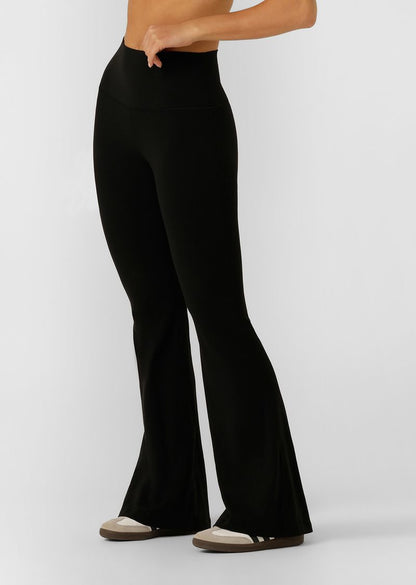Wear anywhere classic design
Comfortable soft fold waistband
Form flattering bootleg silhouette
Made from our Bliss Fabric; unbelievably soft and flexible 
Heritage Logo