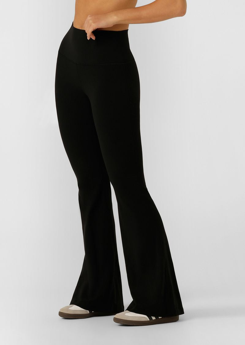 Wear anywhere classic design
Comfortable soft fold waistband
Form flattering bootleg silhouette
Made from our Bliss Fabric; unbelievably soft and flexible 
Heritage Logo