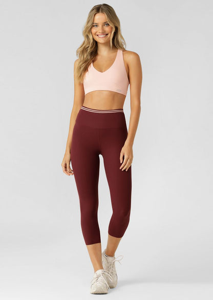 
Stomach Support Across the Waist
Secret No Bounce Back Pocket to Stash your Essentials - Phone, Keys, Cards
Contrast Taping for a Retro Sport Look
Moisture Wicking Luxe Active Rib Fabric
LJ Rubber Logo Badge