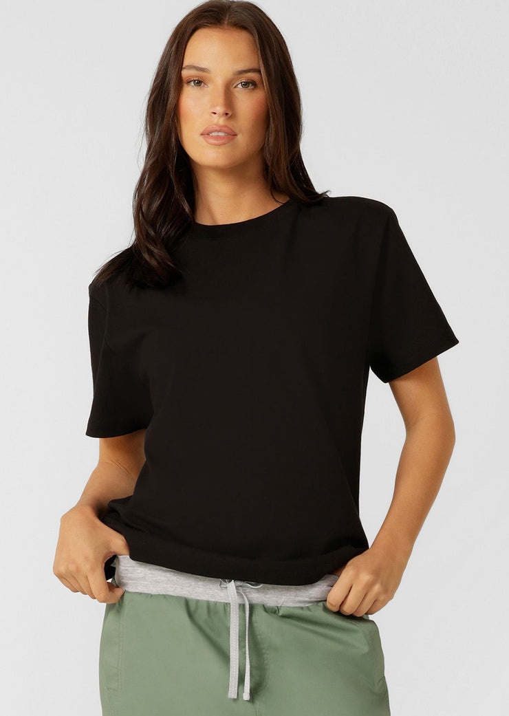 Meet your new everyday wardrobe essential - the LJ Basics T-shirt! Crafted from our premium cotton fabric, in a brand new Classic Oversized silhouette, this wear-anywhere versatile design makes for a must-have addition to your wardrobe.