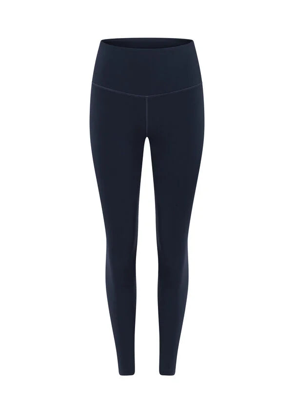 The Lotus Legging is designed for the 'IT' girl on the go. Simple, versatile and oh-so fashionable, this legging is buttery soft and thoughtfully designed for lounging, yoga, beach walks or coffee dates. They are constructed with a hidden pocket in the waistband and no internal leg seam for ultimate no chafe comfort.