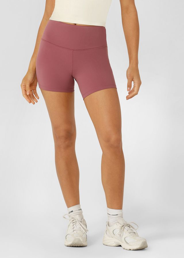 Inseam Measurement (size Small) - 12cm (this measurement varies by 1cm for each size up or down)
Wear Anywhere Classic Design
No Inside Leg Seam to Increase Comfort
Flattering High Rise Fit
Secret Back Pocket to Stash Your Phone