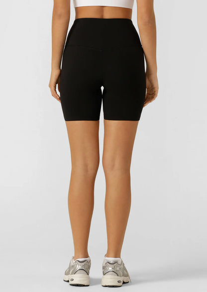 Lotus No Chafe Phone Pocket 16cm Bike Shorts - Black