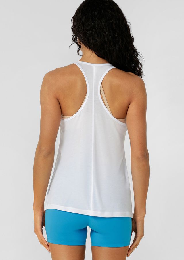 Lightweight Layering Wardrobe Essential
Relaxed Long Line Silhouette
Racerback design for easy laying over most bras
Heritage Embroidered Logo