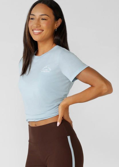 Get back to basics with the Lotus T-Shirt. This Classic fit layering piece is made from lightweight and breathable LJ Active fabric, so it stretches with you in and out of the gym.
