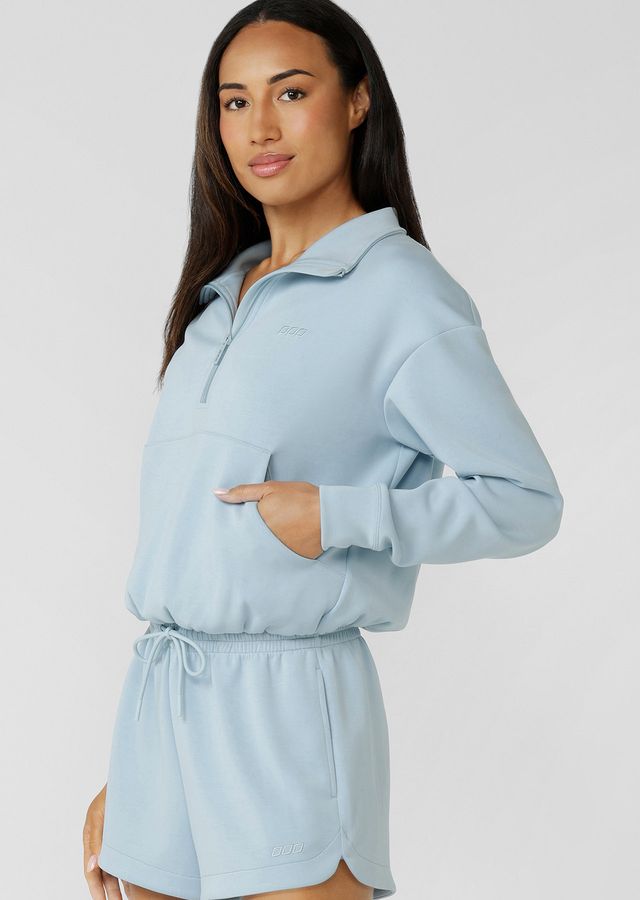 Quarter Zip Front Closure
Unbelievably Soft Technical Spacer Fabrication
Relaxed Fit Mid-Length Silhouette
Kangaroo Front Pocket (with a Secret Internal Key Pocket) to Stash your Essentials
Iconic Logo Embroidery