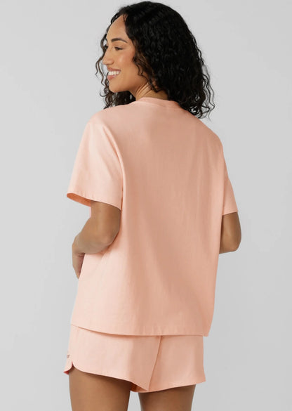 Part of a set
Classic fit, inspired by the LJ Basics T Shirt
Classic ribbed crew neckline
Limited edition front logo print
Premium breathable cotton jersey fabrication