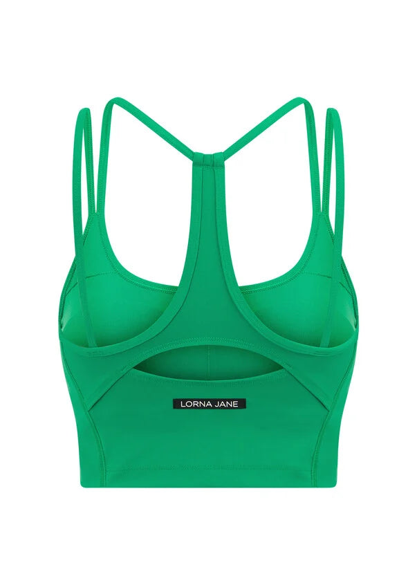 Unlock your full potential with this Tank Bra Combo! Made from Recycled Bare Minimum fabric, this tank features a built-in bra with removable padding for all-day support, in a cropped, form-fitting silhouette.