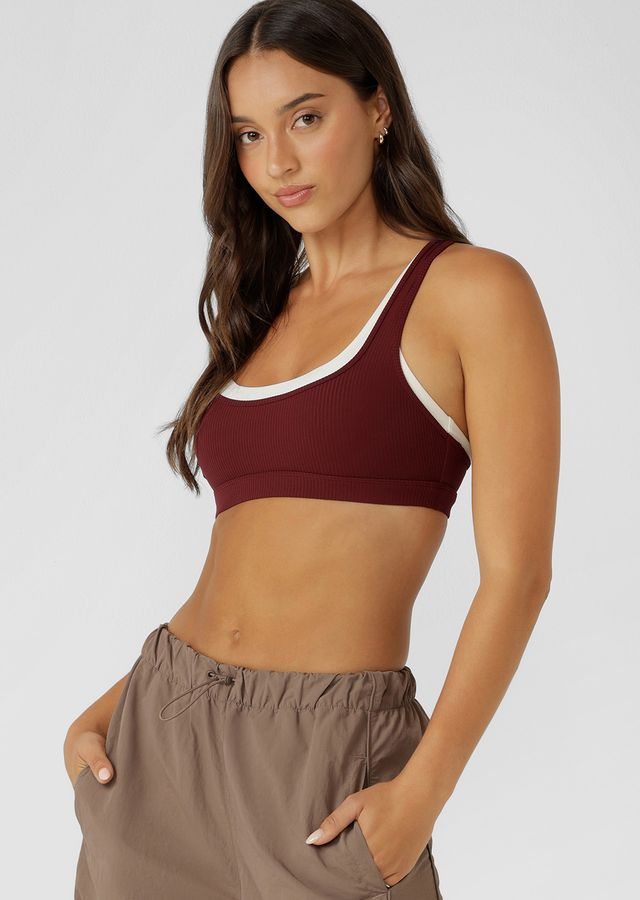 Supportive Multi-Layer Racerback Design Provides All Day Support
Luxe Rib Layered Design
Form Flattering Square Neckline
Iconic Logo