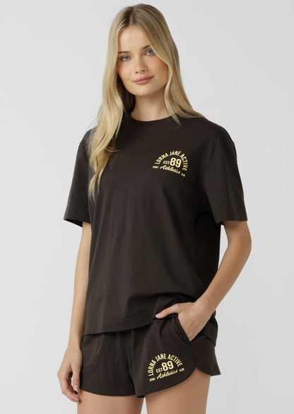 Versatile Wear Anywhere Wardrobe Essential
Classic Fit- Just like our LJ Basics T-Shirt
Classic Ribbed Crew Neckline
Limited Edition Front and Back Logo Print
Premium Breathable Cotton Jersey Fabrication