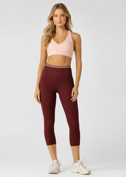 
Stomach Support Across the Waist
Secret No Bounce Back Pocket to Stash your Essentials - Phone, Keys, Cards
Contrast Taping for a Retro Sport Look
Moisture Wicking Luxe Active Rib Fabric
LJ Rubber Logo Badge