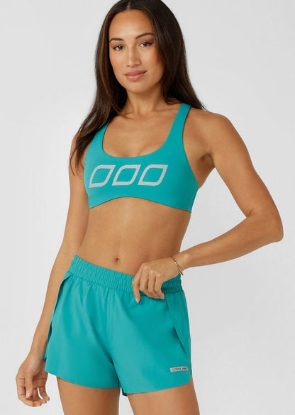 Support Cross Back Straps and Adjustable Underbust Band provides High Support
Keyhole Back Design for Added Ventilation
Hidden Bounce Resistant Lining  
Form Flattering Curved Underbust Silhouette
Iconic Logo