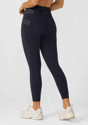 New Take On Your Favourite Swift Legging Active Core Stability™ Side Phone Pockets for Convenience Iconic Monogram Elastic Waistband Detail Flattering High Rise Fit