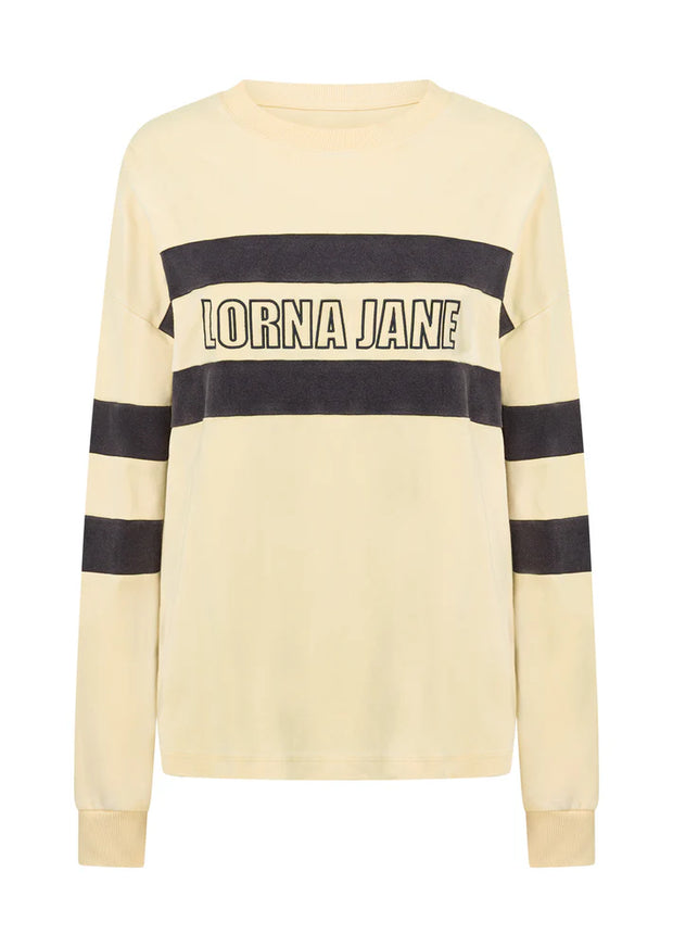 Layer up all year long in this effortlessly cool oversized sweat. Made from our super soft and breathable cotton jersey, it's the perfect transitional style to wear throughout and after winter. Complete with logo embroidery and iconic colour-blocked panelling, you can now take the layered sweatshirt look beyond the winter months