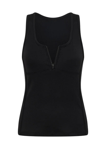 Mesh
Lightweight
Breathable
Moisture Management