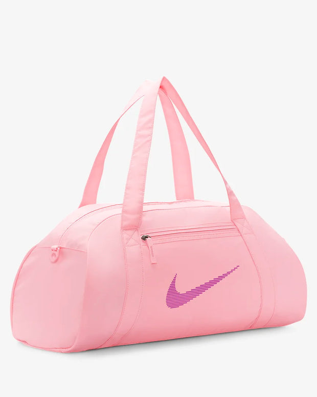 Whatever your fitness goal is, let this duffel bag be your companion. Simple and sleek, the Nike Gym Club Duffel has the space to hold all the essentials without the bulkiness of a regular duffel. The double zip main compartment has the space for shoes, clothes or other necessities, while the zippered front pocket keeps your small stuff organized.