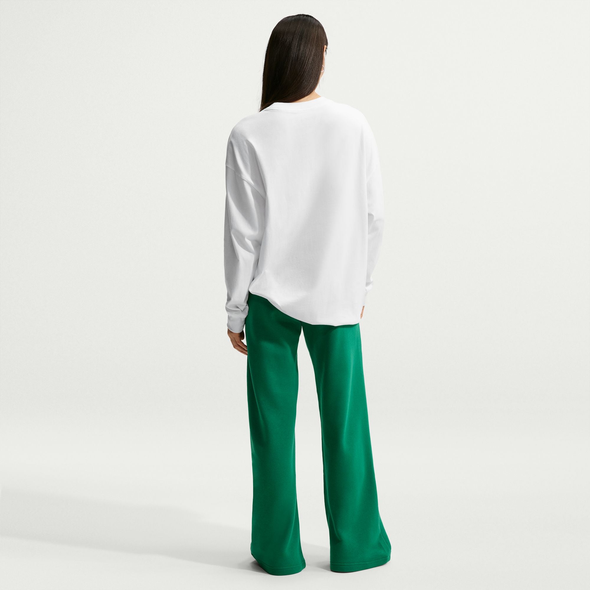 Nike Sportswear Classic Oversized Long-Sleeve T-Shirt - White