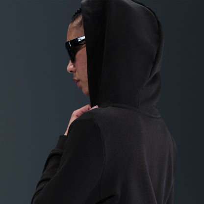 best-selling fleece for a reason, Club Fleece has a cozy, familiar feel and consistent fit you can return to again and again. Brushed for added warmth and softness, it’s an ideal layer for colder temperatures.
Ribbing at the hem and cuffs is soft and stretchy for easy layering.
Jersey-lined 3-panel hood feels soft and smooth.