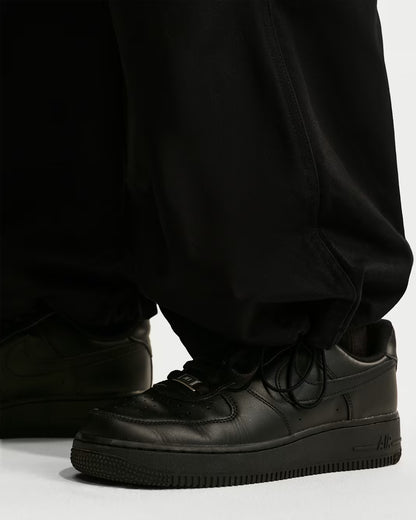 Women's Mid-Rise Oversized Woven Cargo Trousers - Black