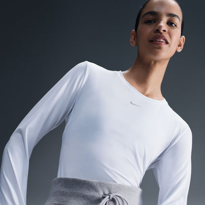 Nike One Classic
Women's Dri-FIT Long-Sleeve Top
Up for a workout or down to chill, this Nike One Classic top is ready for whatever you are. Lightweight, silky-smooth fabric dries quickly and works for wherever your day takes you. A timeless, easy-fitting style and sweat-wicking tech help you feel confident, comfortable and dry from your morning stroll to your evening wind-down—and at all the stops in between.
