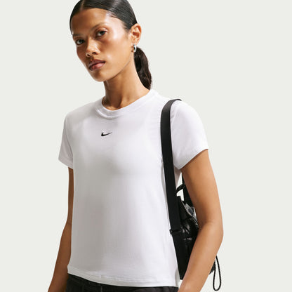 Perfect for any day, this slightly cropped, slim-fitting tee is classic and versatile. Nike's smooth jersey feels stretchy with a slight drape, giving it a comfortable, body-skimming feel.