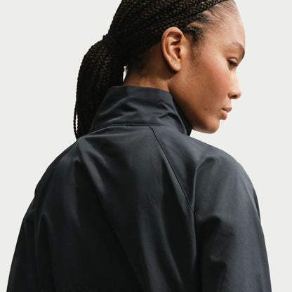 Take the bold and blazing look of the field to the streets. This jacket levels up your look with a voluminous fit, polished trims and a sport-inspired design.