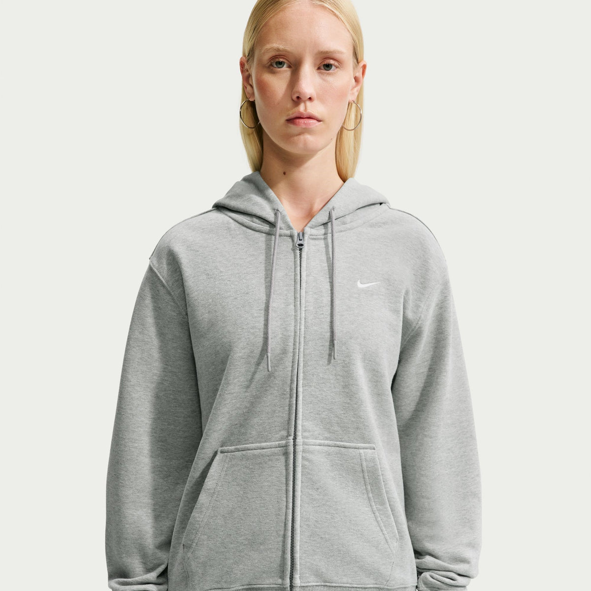 Luxe fabrics, flawless fits, craft details—Studio Fleece is chill mode, done better. Ideal for warmer temps, our lightweight fleece drapes gently, has a smooth face and breathable loopback finish.